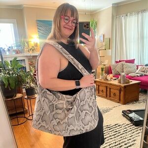 Anthropologie Varley Cabana snake print overnight Bag